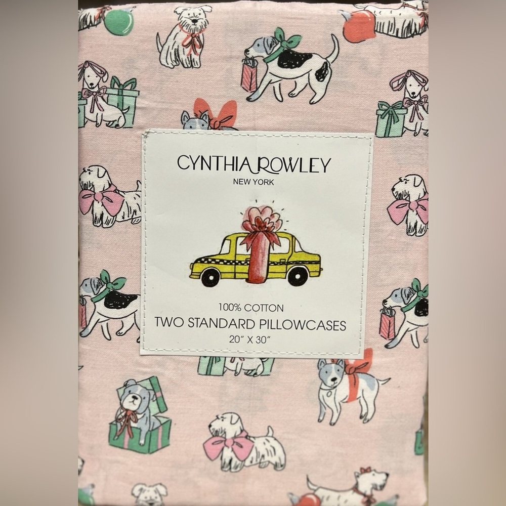 Cynthia Rowley nwt Pink Dog Print Pillowcases Christmas Dogs Presents 20 x 30
